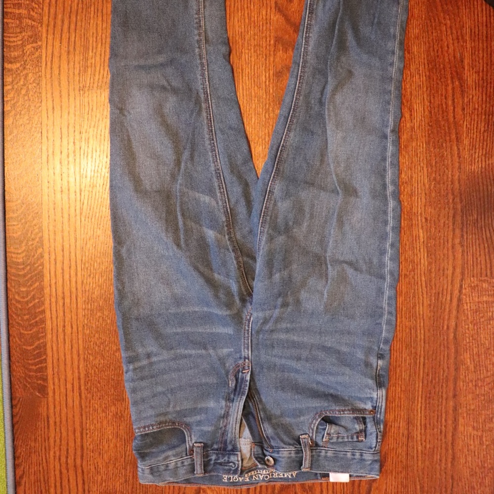 American Eagle Mom Jeans